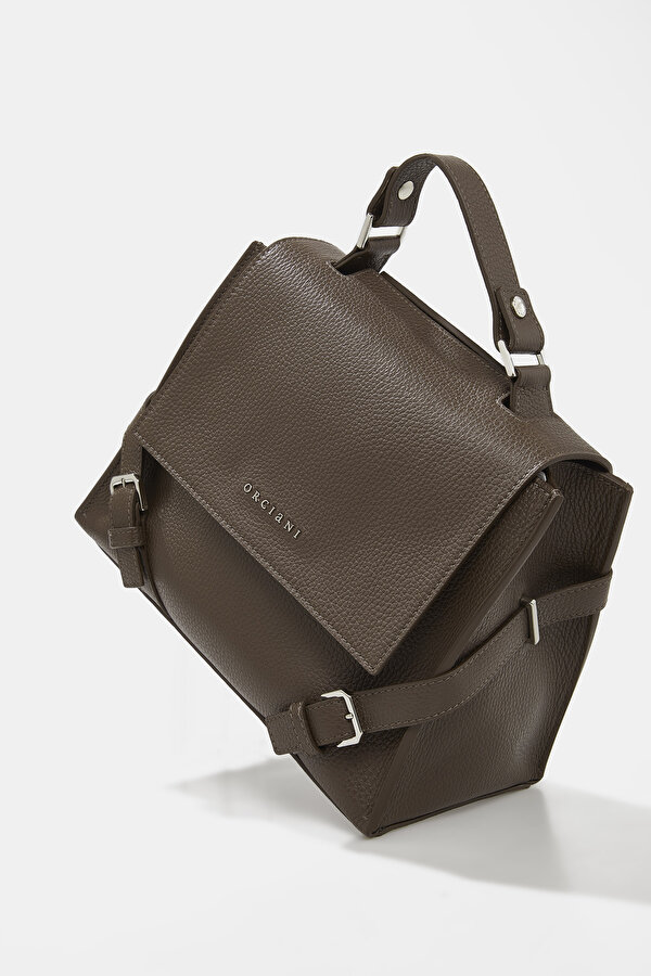BROWN LEATHER BAG 6