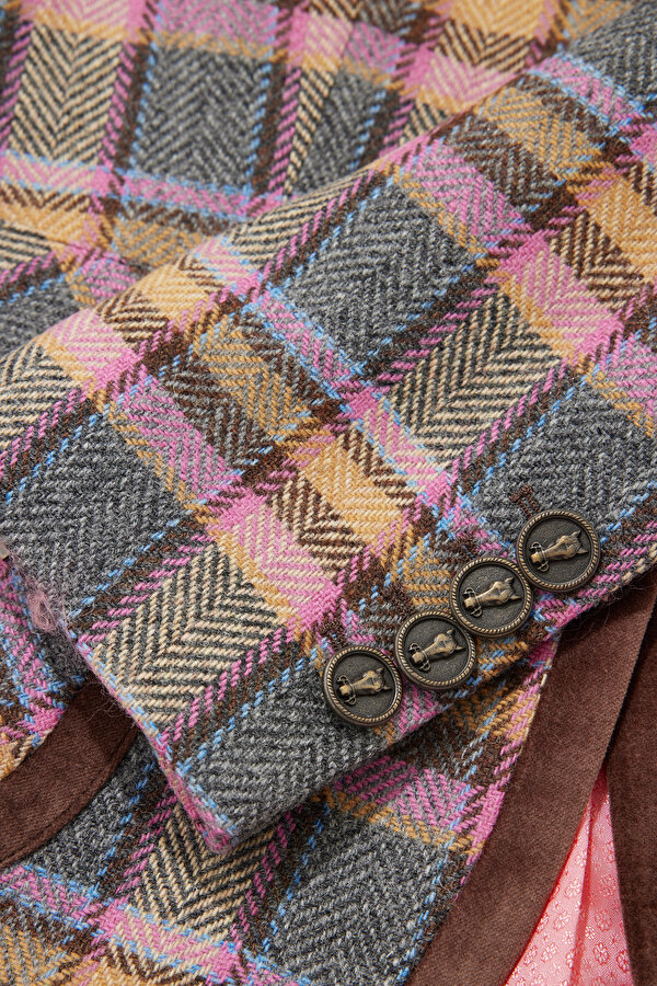 MULTICOLOR JACKET 11