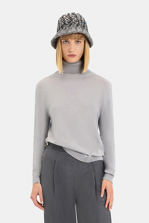 LIGHT GREY TRICOT