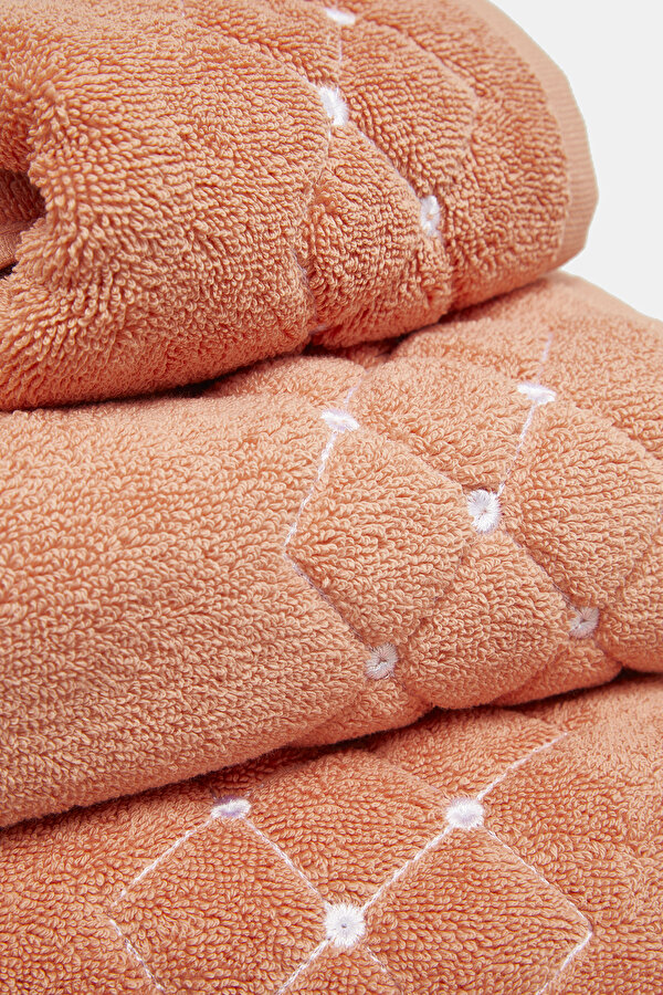 TOWEL 6