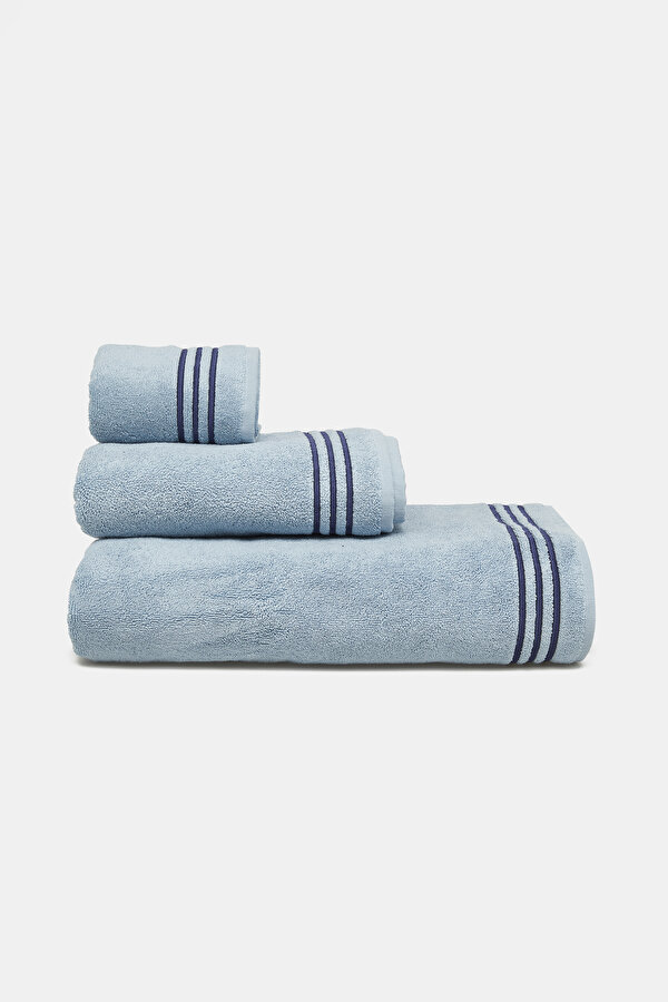 TOWEL 2