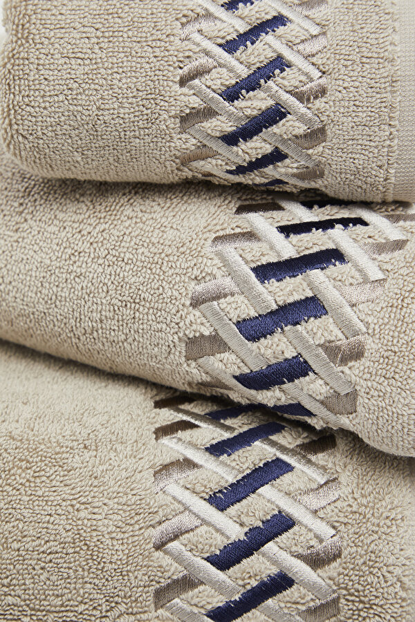 WICKER HAVLU 6