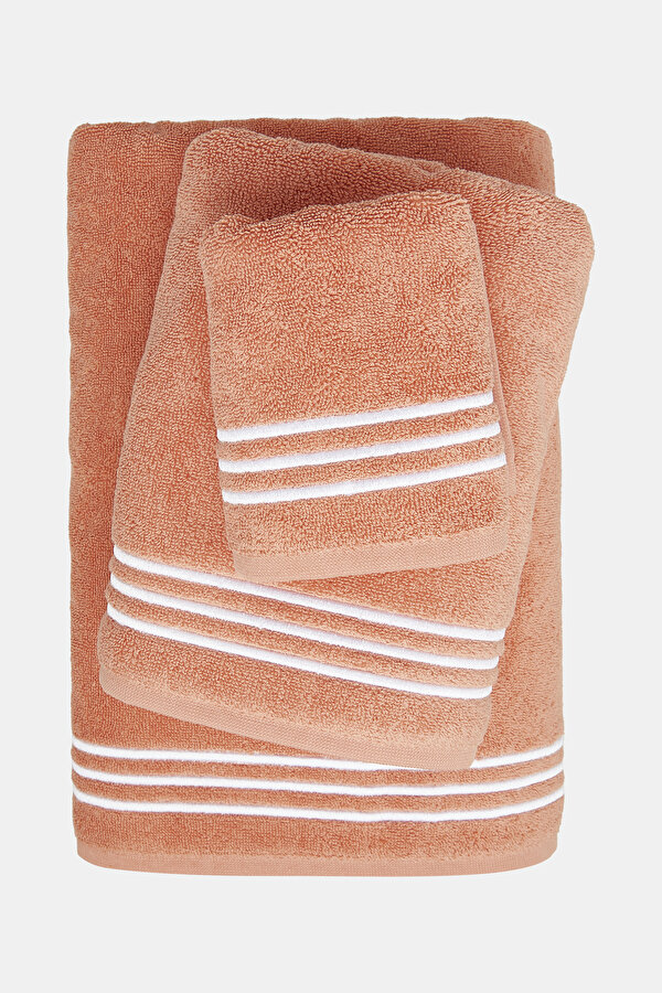 TOWEL 2