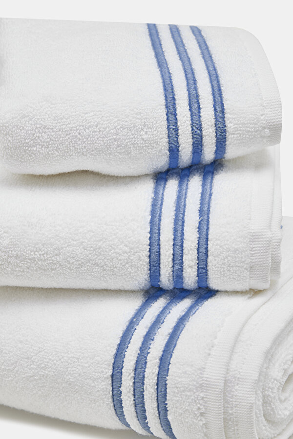 TOWEL 6