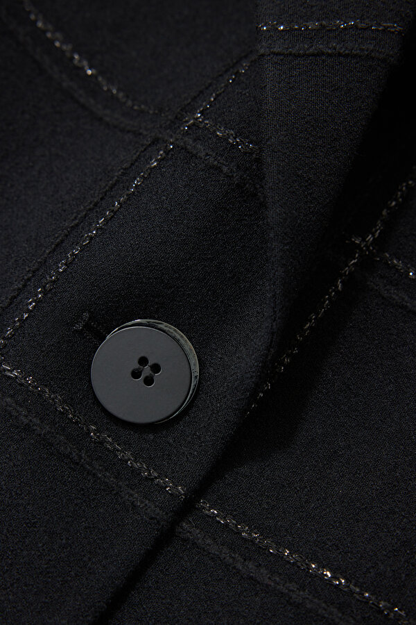 BLACK JACKET 12