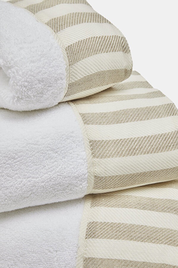 TOWEL 6