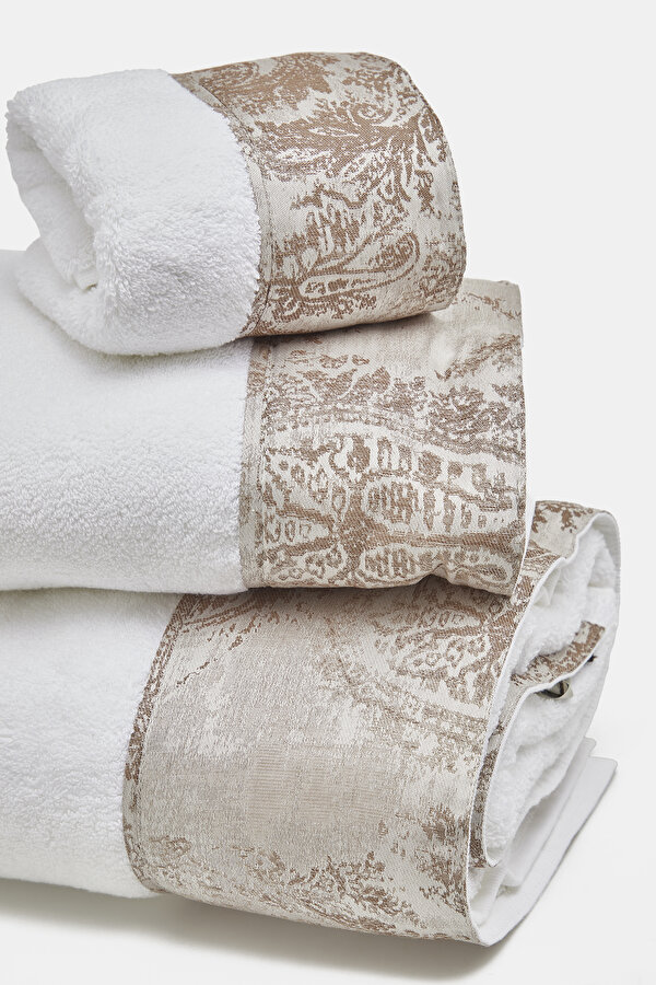 TOWEL 6
