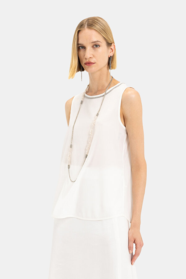 ECRU BASIC / ROUND NECKLINE SLEEVELESS BLOUSE