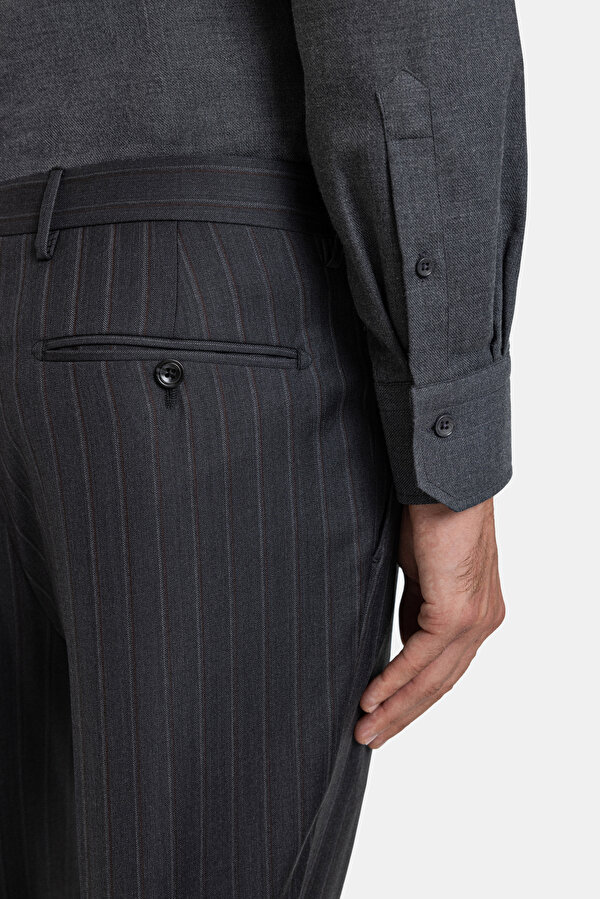 SMOKED WOOL SUIT 7