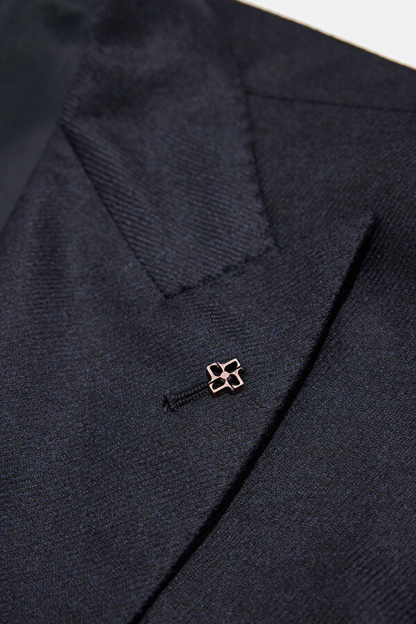 JACKET 11