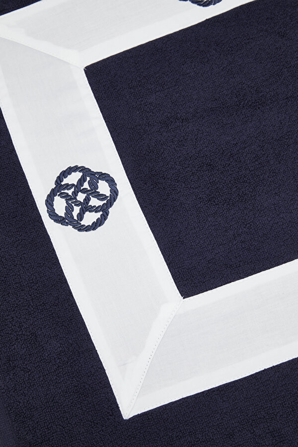 FOOT TOWELS 2