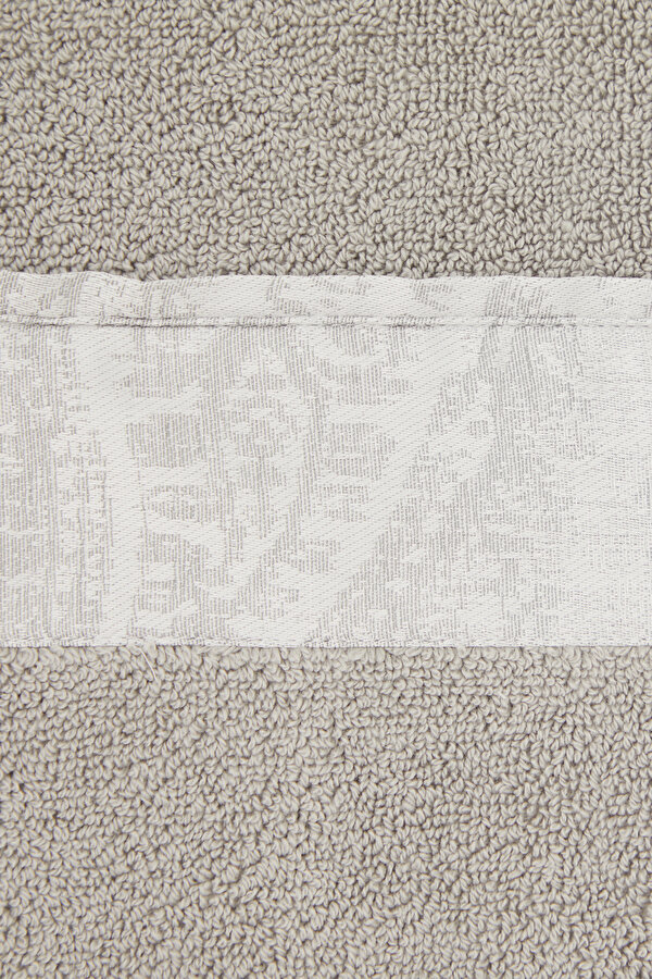 TOWEL 2