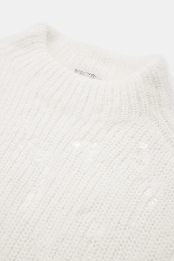 ECRU BASIC / ROUND NECKLINE 7