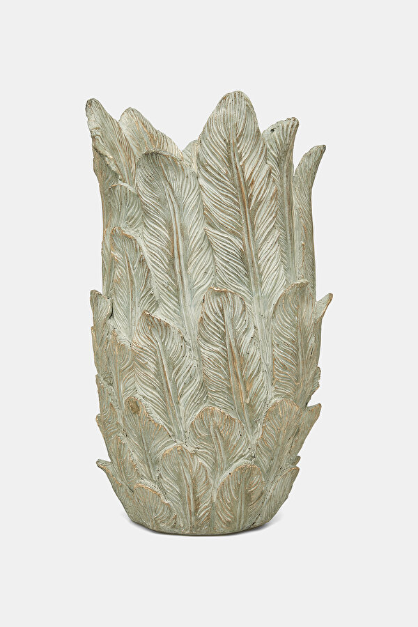 FEATHER-DETAILED VASE 2