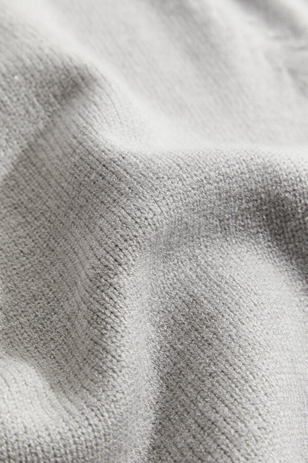 KNITWEAR 11