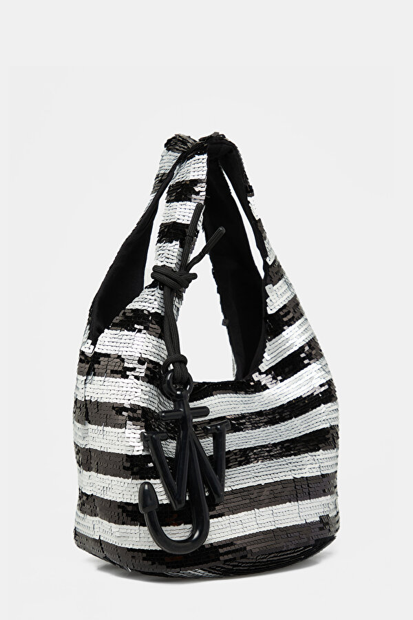 BLACK WOOL BAG 2