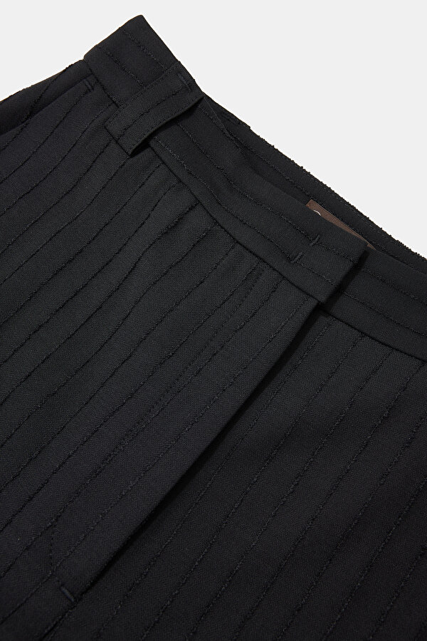 BLACK SKINNY LEG TROUSERS 6