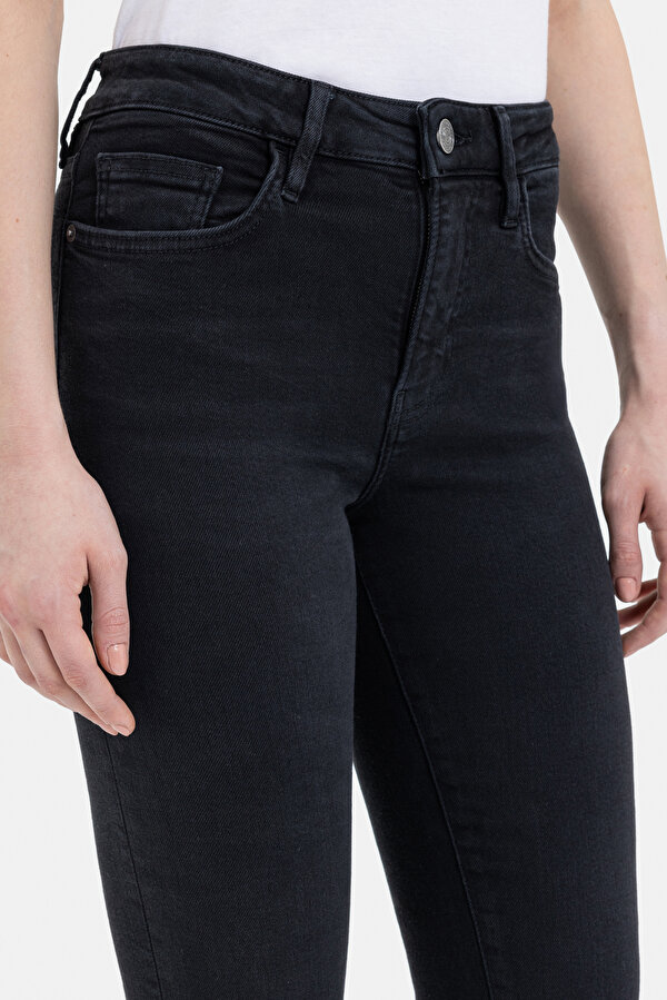 MINI BOOT CUT FLARE JEAN PANTOLON 7