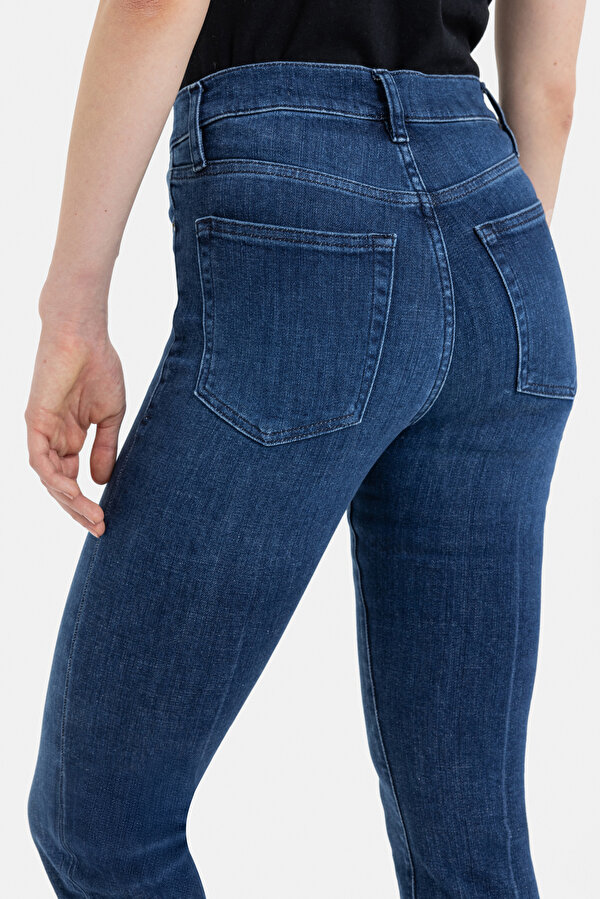 LE HIGH STRAIGHT JEANS