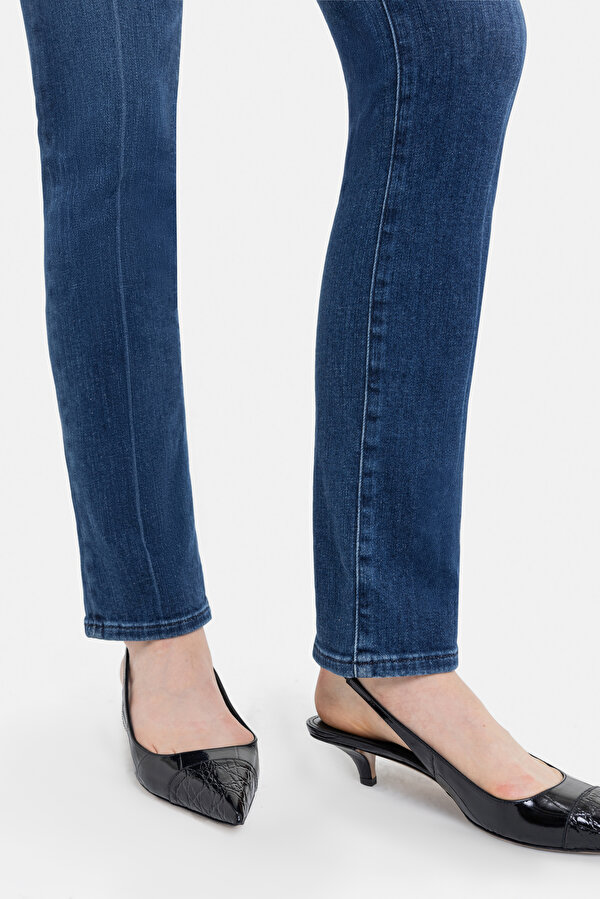 LE HIGH STRAIGHT JEANS 7