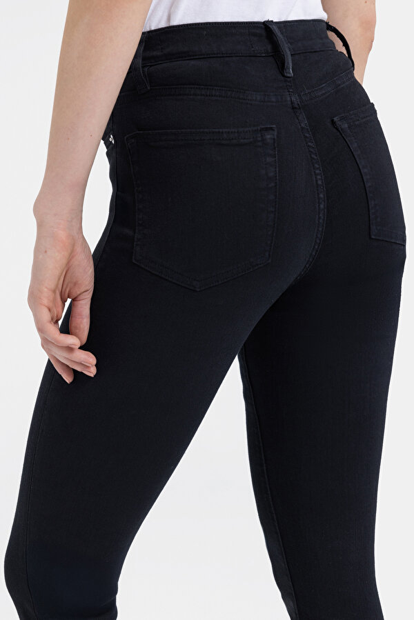 LE HIGH SKINNY JEANS