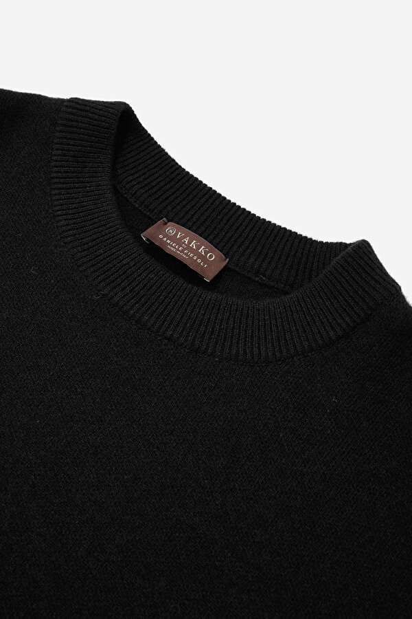 BLACK BASIC / ROUND NECKLINE TRICOT 6