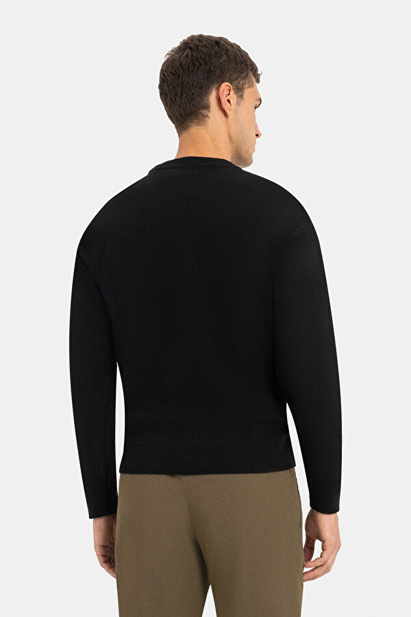 BLACK BASIC / ROUND NECKLINE TRICOT 2