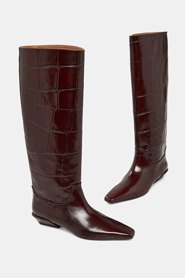 BOOTS 6