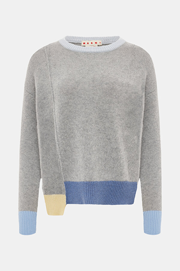 KNITWEAR
