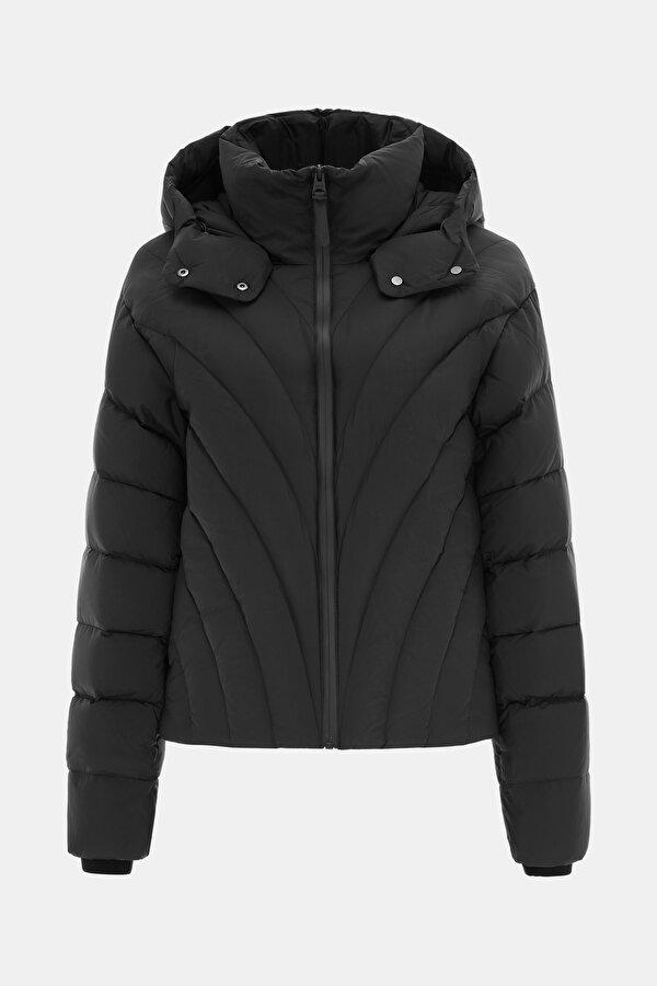 BLACK COAT