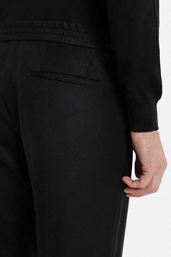 SUIT 7