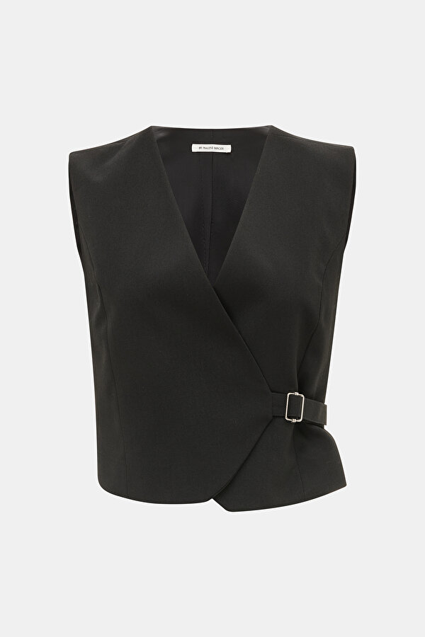 BLACK VEST