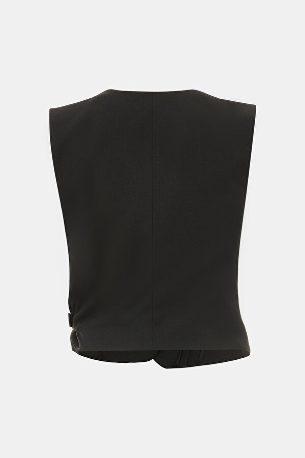BLACK VEST 2