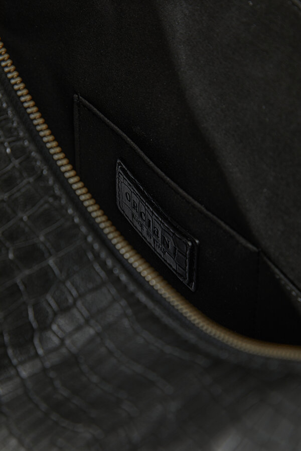 BLACK LEATHER BAG 7