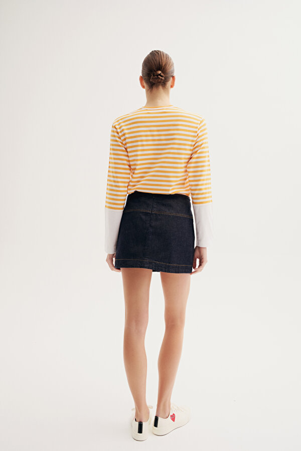 WHİTE BASIC / ROUND NECKLINE STRİPED PATTERNED TSHIRT 2
