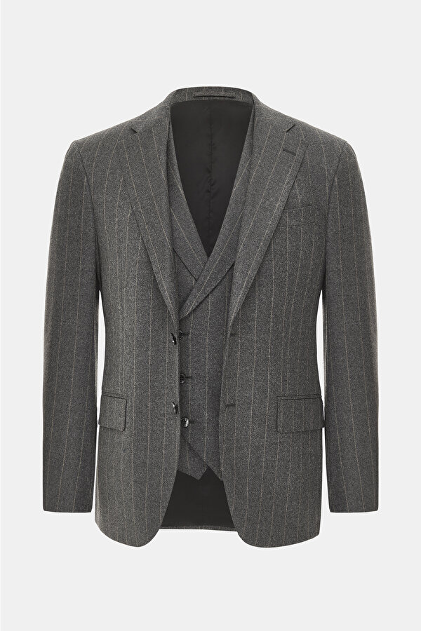 SUIT 7