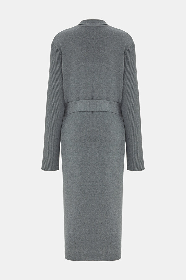 GREY KNITWEAR 7