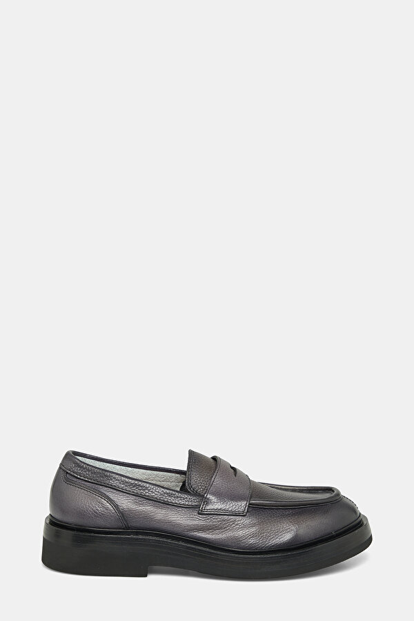 GREY LEATHER SHOES