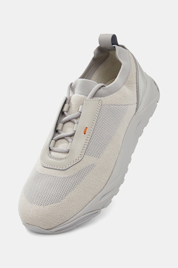GREY SHOE 6