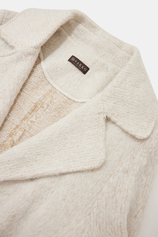 BEIGE REEFER JACKET 7
