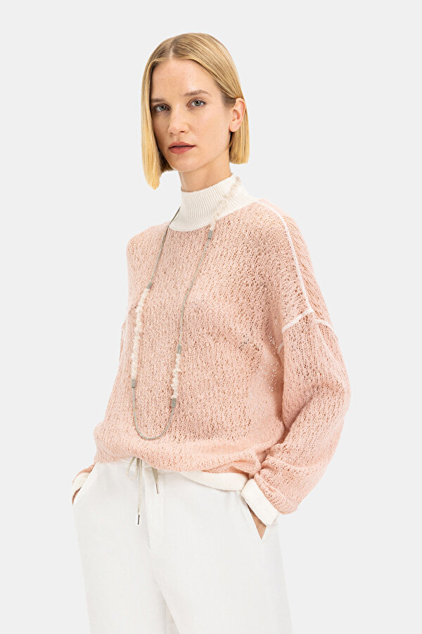 ECRU UPRIGHT COLLAR KNITWEAR