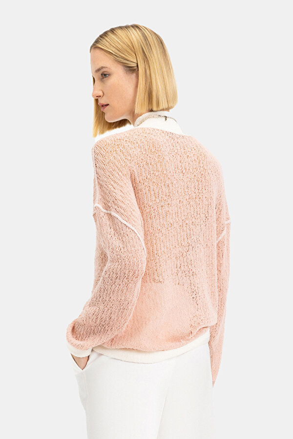 ECRU UPRIGHT COLLAR KNITWEAR 2