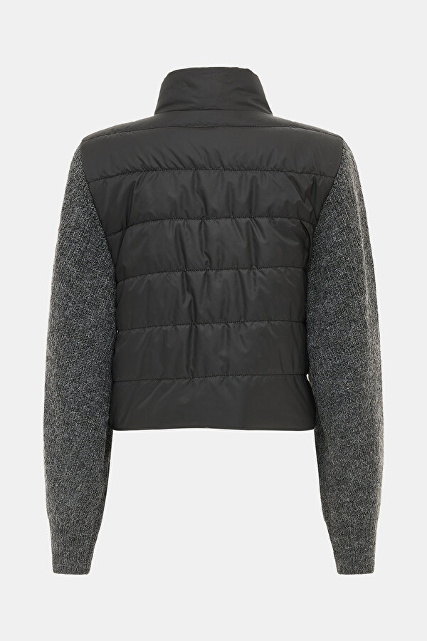 GREY COAT 7