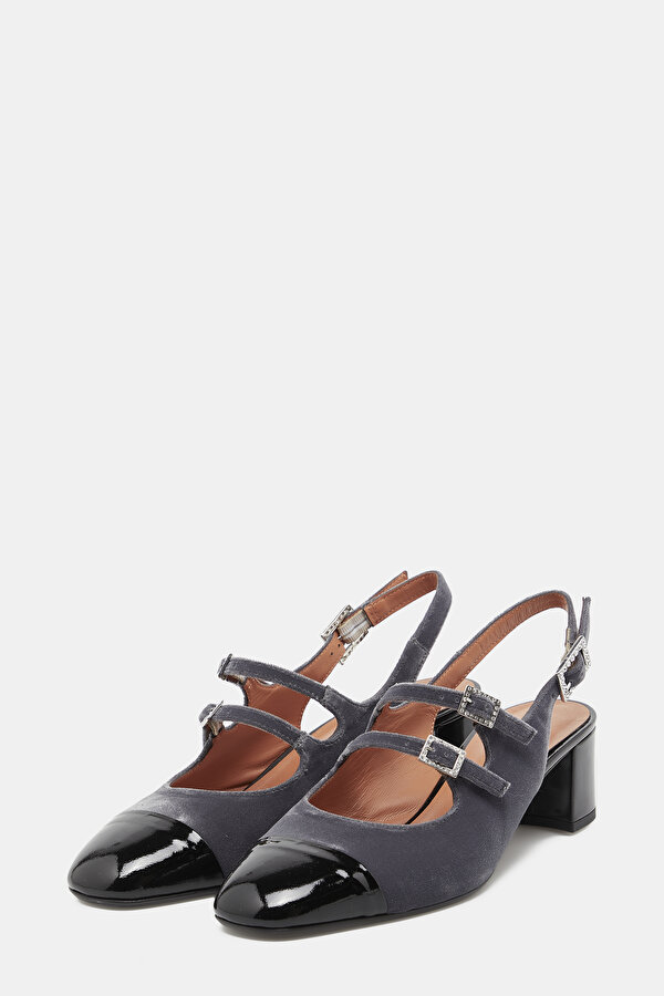BLACK VELVET SHOE 2
