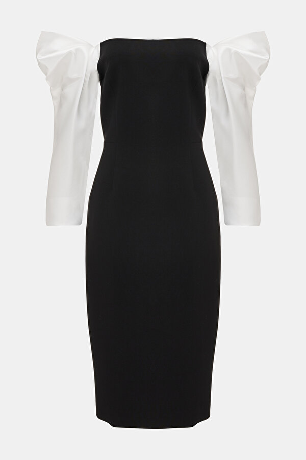 WHITE LONG SLEEVE BELOW THE KNEE DRESS
