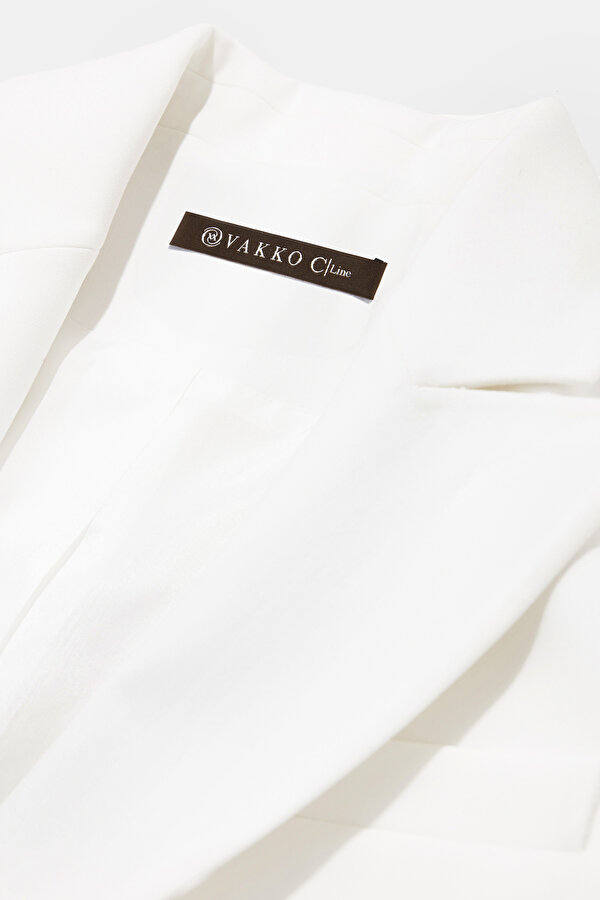 ECRU SURPLICE NECKLINE (CROSS-OVER NECKLINE) JACKET 7