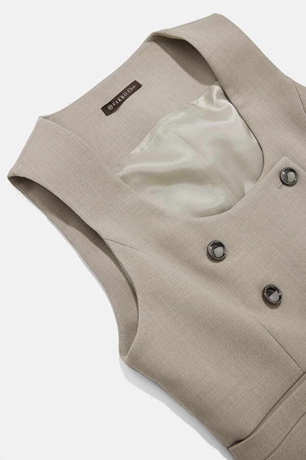 MINK SQUARE VEST 11