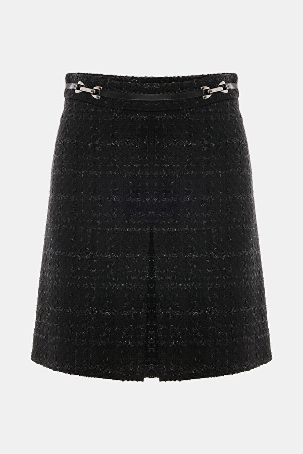 BLACK ABOVE THE KNEE SKIRT 6