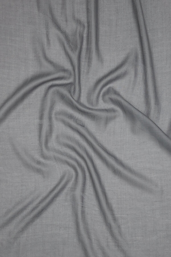 GREY JACQUARD CASHMERE SHAWL 2