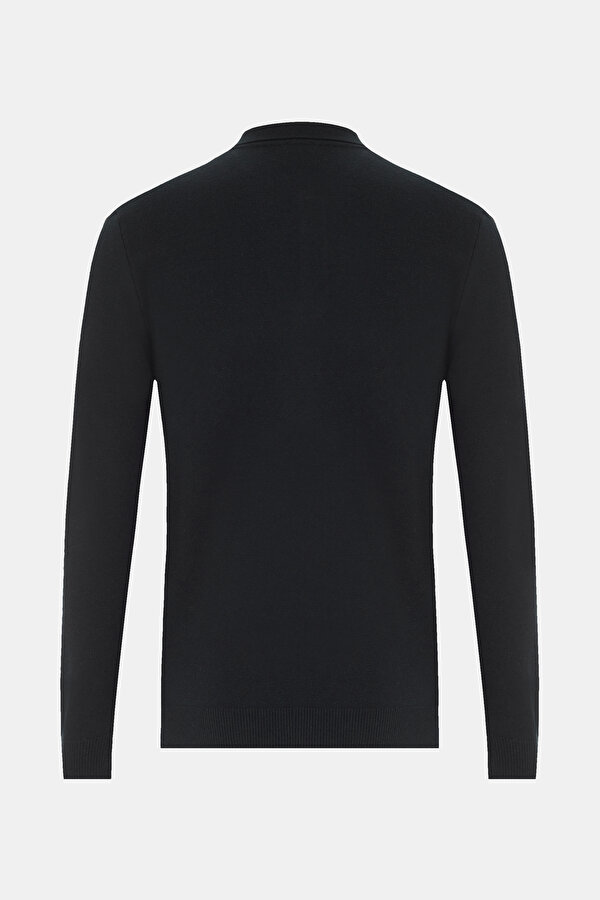 BLACK POLO NECK TRICOT 2